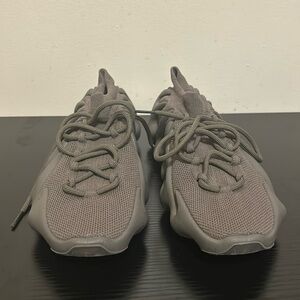 Size 12.5 Adidas Yeezy 450. VNDS.